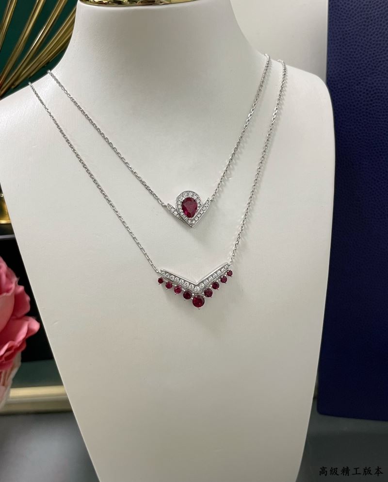 CHAUMET